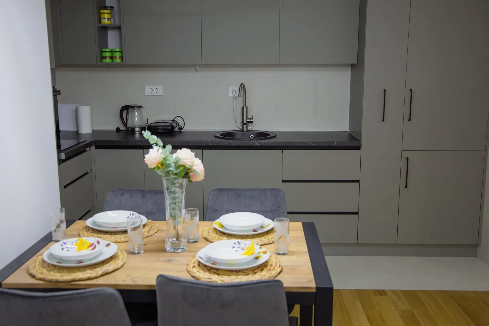 Izdavanje, stan, 49m², City Kvart, Podgorica