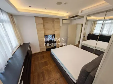 Rent, four bedroom apartment, 148m², Savski Venac, Beograd - image 11