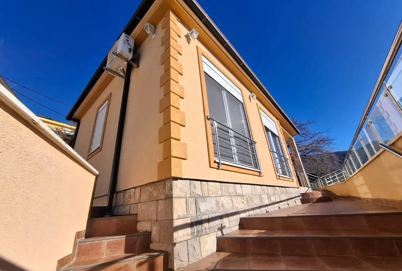 Prodaja, kuća, 86m², Zagrađe, Bar