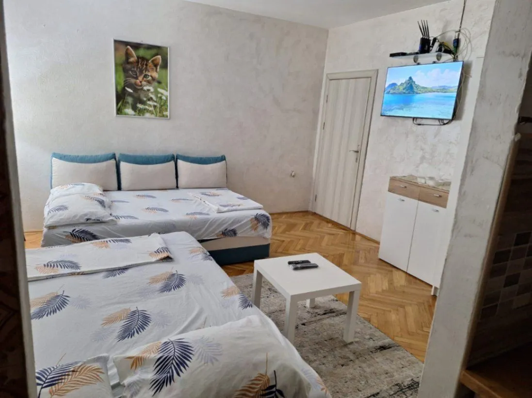 Prodaja, dvosoban stan, 74m², Risan, Kotor