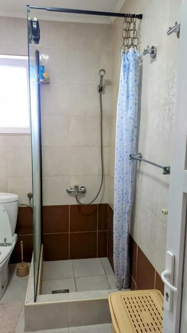 Rent, studio apartment, 40m², Makedonsko naselje, Bar
