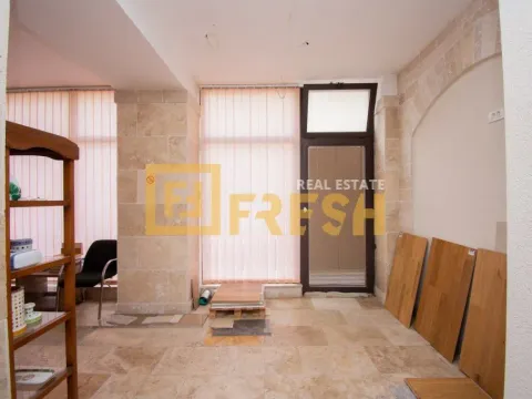 Prodaja, poslovni prostor, 67m², Preko Morače, Podgorica - image 5
