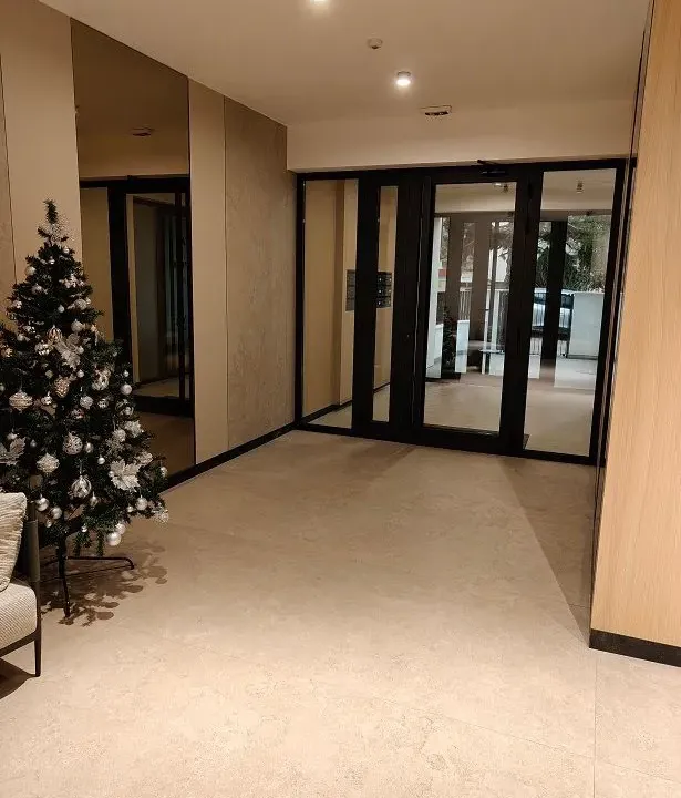 Prodaja, poslovni prostor, 210m², Autokomanda, Voždovac Sve Podlokacije