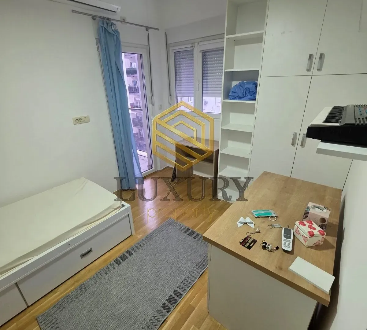 Rent, two bedroom apartment, 72m², Blok 9, Podgorica