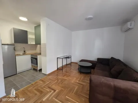 Rent, two bedroom apartment, 49m², Zvezdara Sve Podlokacije, Beograd - image 3