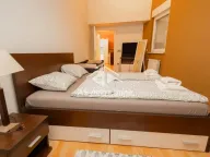 Izdavanje, četvorosoban stan, 140m², Obilićev Venac, Beograd - image 17