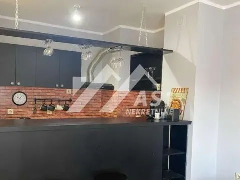 Izdavanje, jednosoban stan, 43m², Bulevar Oslobodjenja, Novi Sad Sve Podlokacije - image 2