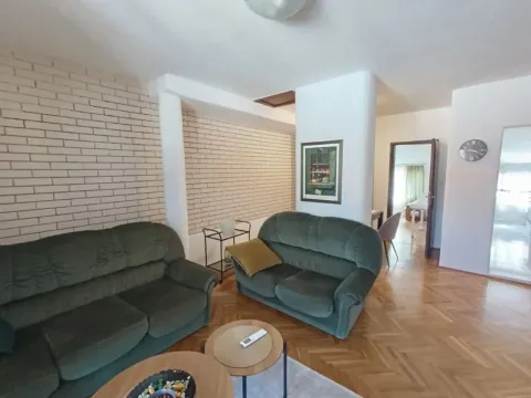 Prodaja, dvosoban stan, 75m², Centar, Podgorica - image 2