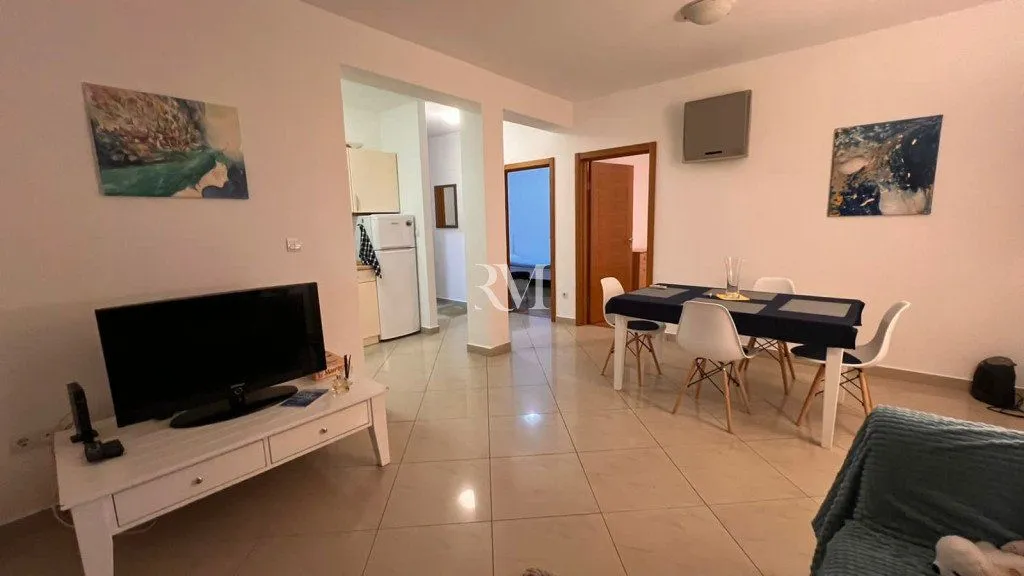 Izdavanje, dvosoban stan, 65m², Seljanovo, Tivat