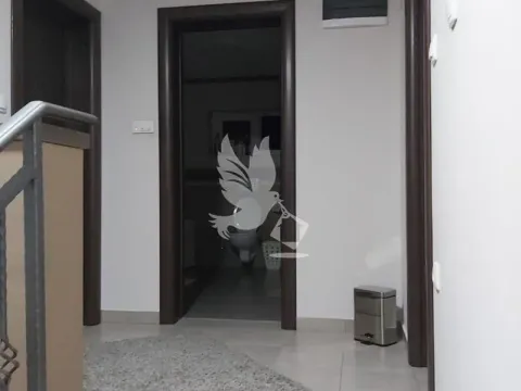 Prodaja, kuća, 220m², Sopot, Beograd - image 11