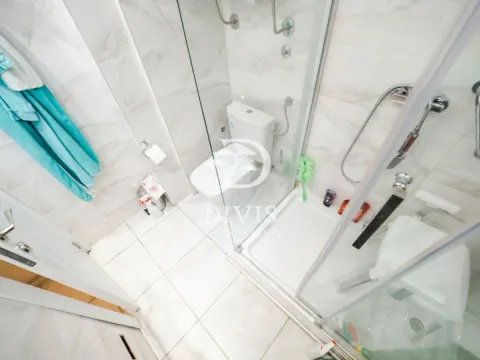 Sale, two bedroom apartment, 61m², Neimar, Vračar Sve Podlokacije - image 18