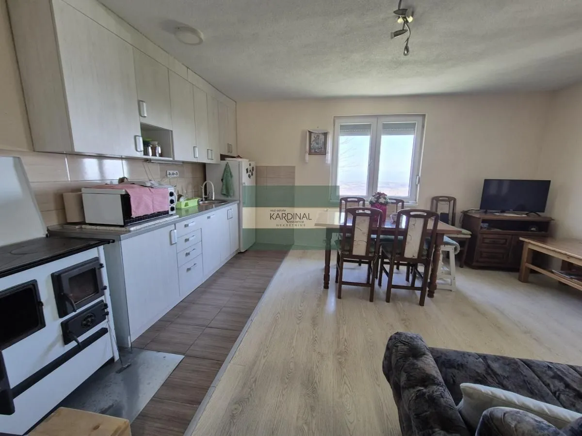 Prodaja, kuća, 128m², Crnče, Jagodina