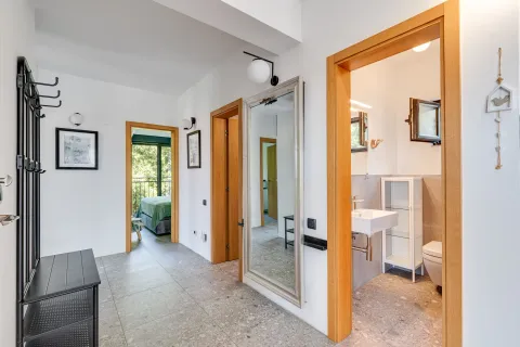 Prodaja, trosoban stan, 77m², Tivat, Crna Gora - image 17