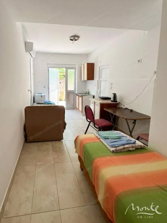Sale, office space, 769m², Šušanj, Bar