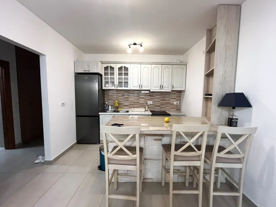 Prodaja, jednosoban stan, 40m², Kalimanj, Tivat