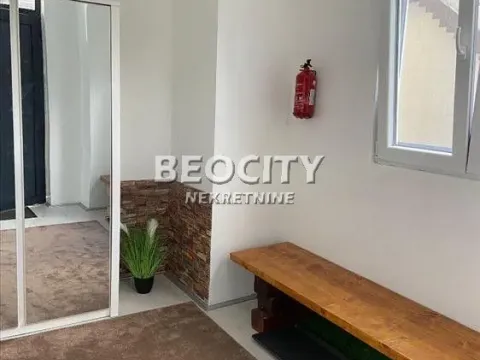 Izdavanje, stan, 110m², Centar, Novi Sad - image 4