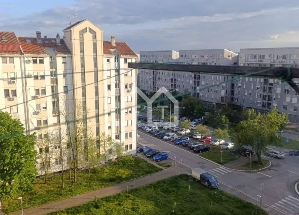 Izdavanje, dvosoban stan, 50m², Novi Beograd Blok 72, Novi Beograd Sve Podlokacije