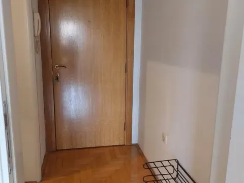 Izdavanje, garsonjera, 23m², Grbavica, Novi Sad Sve Podlokacije - image 8