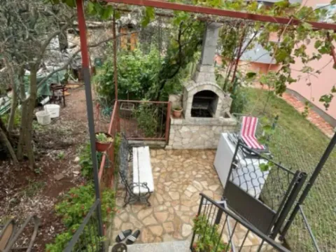 Prodaja, kuća, 220m², Bar, Crna Gora - image 8