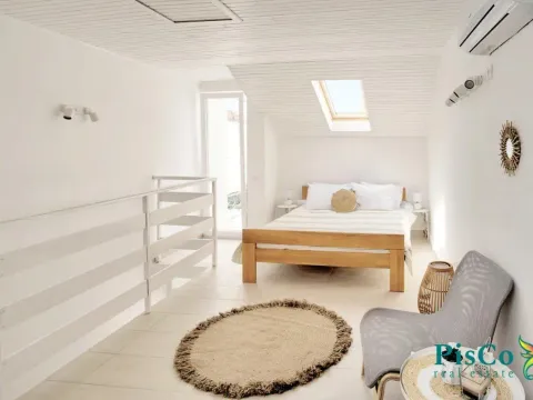 Sale, four bedroom apartment, 200m², Herceg Novi, Crna Gora - image 8