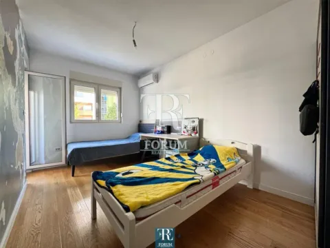 Prodaja, trosoban stan, 101m², Central Point, Podgorica - image 12