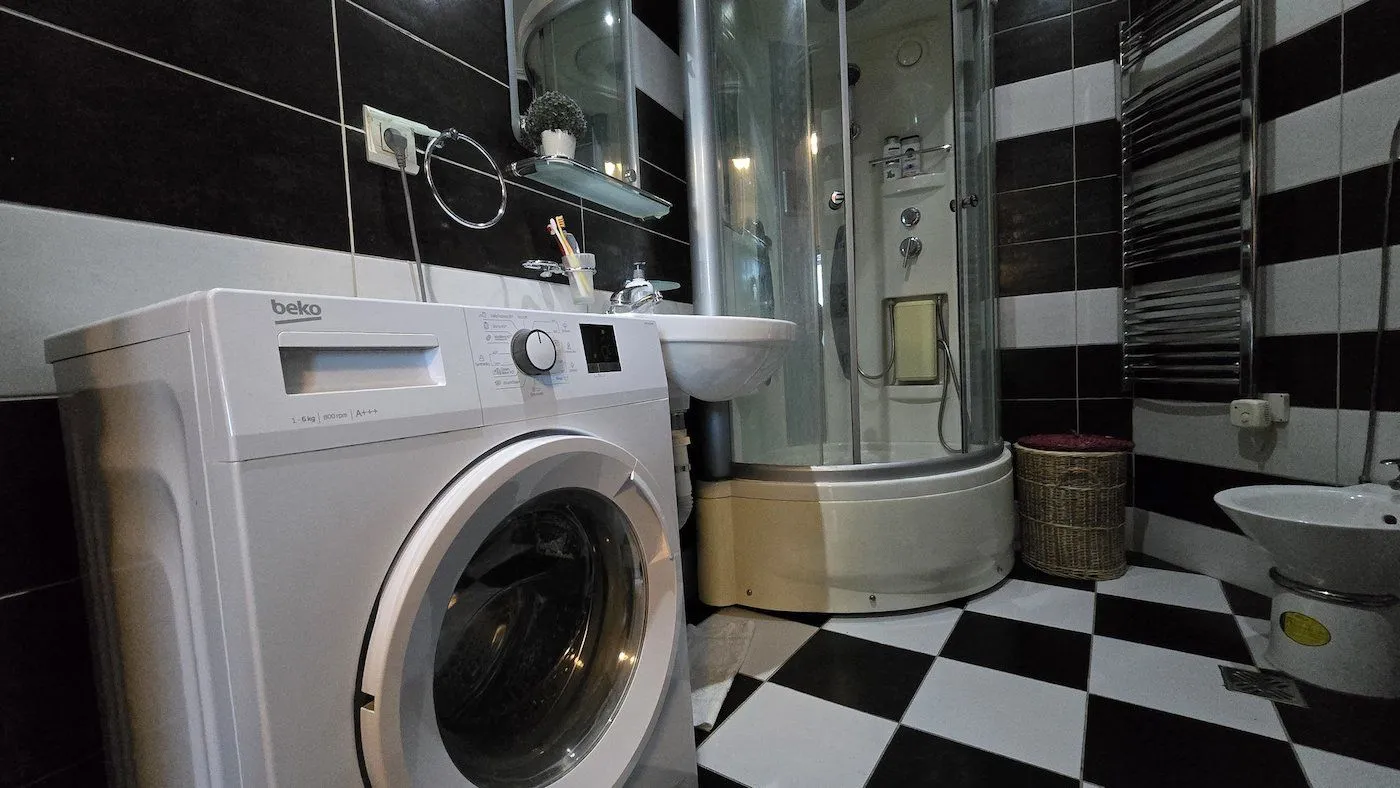 Rent, apartment, 100m², Centar, Podgorica