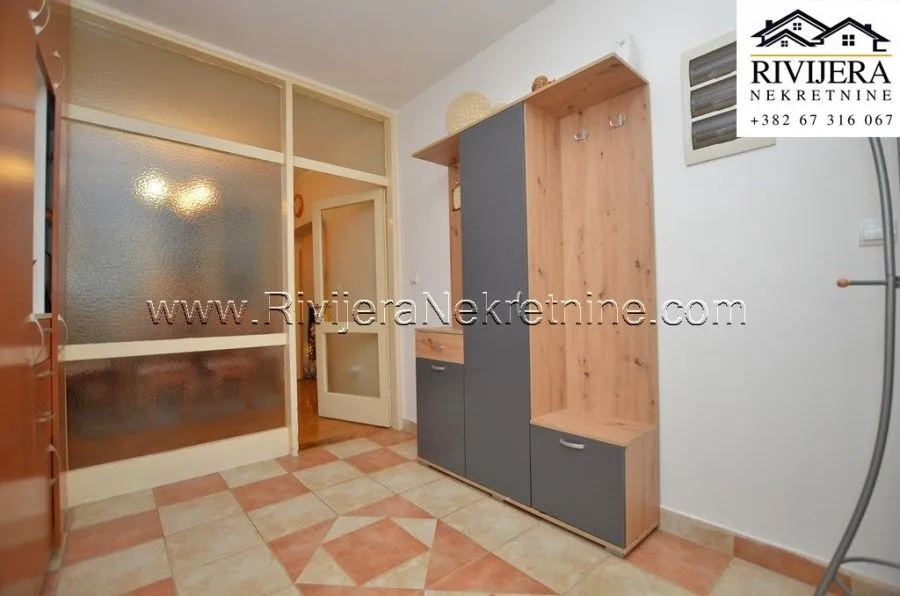 Prodaja, trosoban stan, 100m², Topla, Herceg Novi