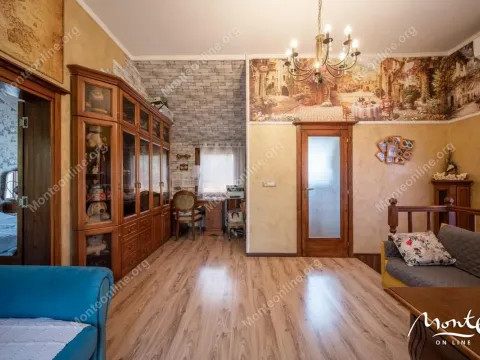 Prodaja, kuća, 130m², Tivat, Crna Gora - image 11