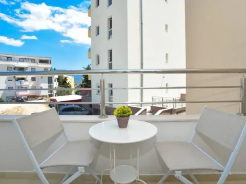 Rent, apartment, 30m², Maslinjak, Budva - image 2