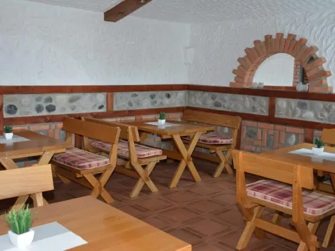 Prodaja, ugostiteljski objekat, 1200m², Ulcinj, Crna Gora - image 6