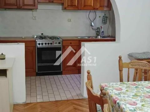 Izdavanje, trosoban stan, 74m², Vidovdansko naselje, Novi Sad Sve Podlokacije - image 3