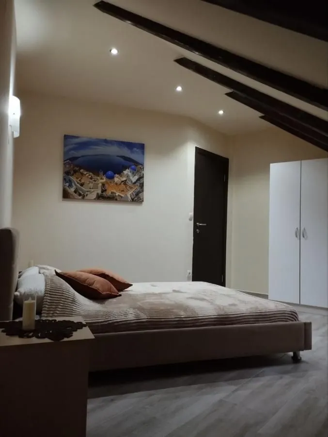 Rent, two bedroom apartment, 70m², Tivat, Crna Gora