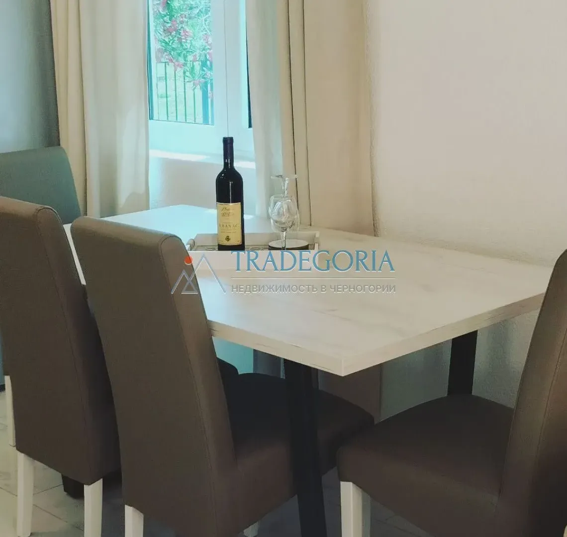 Prodaja, kuća, 164m², Dobra Voda, Bar
