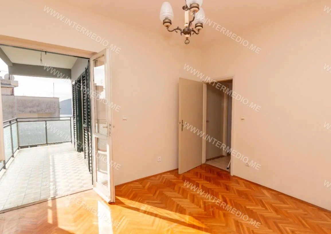 Prodaja, kuća, 213m², Centar, Herceg Novi