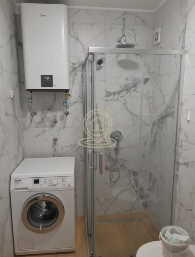 Izdavanje, jednosoban stan, 43m², Podbara, Novi Sad Sve Podlokacije