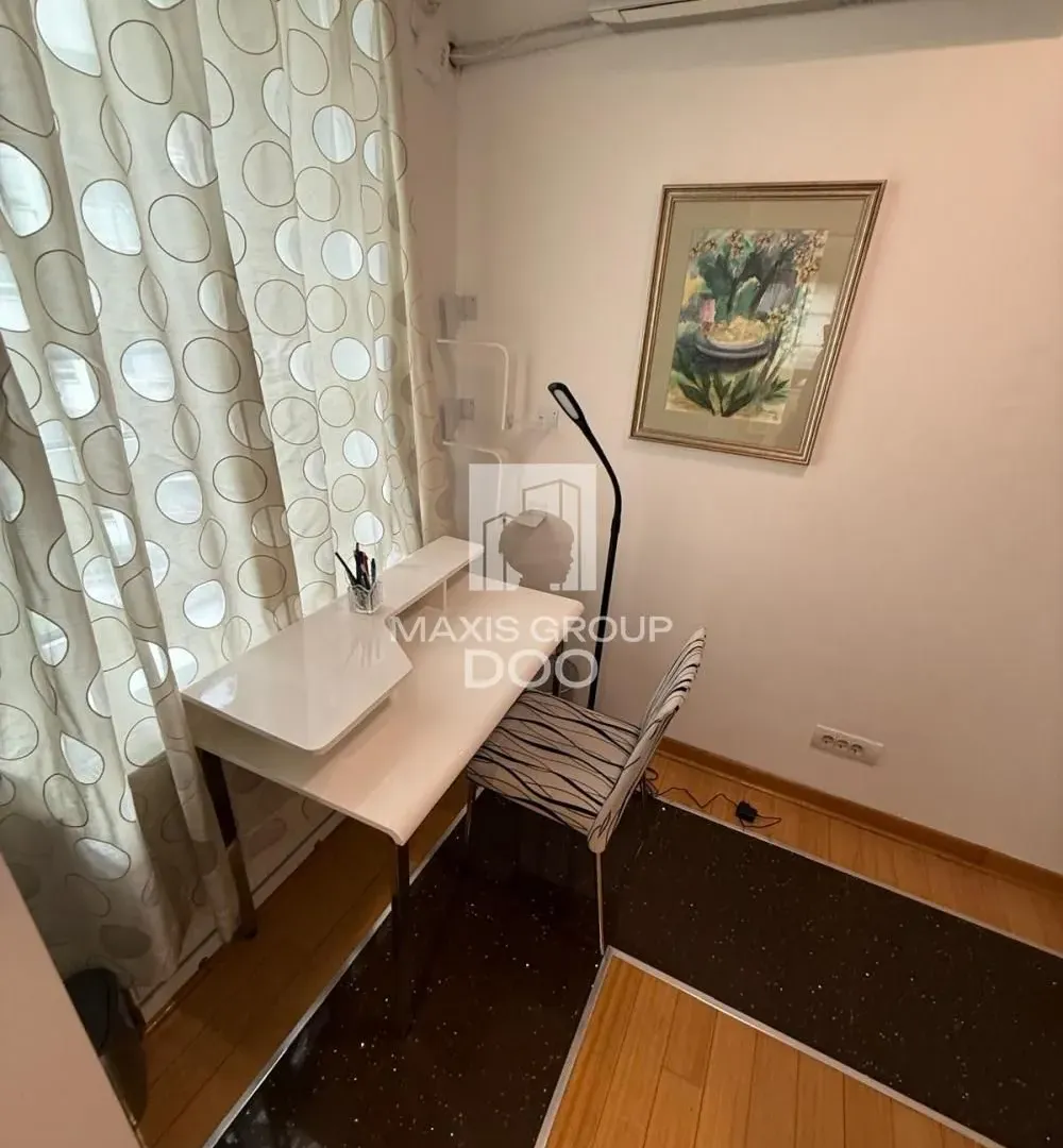 Rent, four bedroom apartment, 150m², Novi Beograd Sve Podlokacije, Beograd