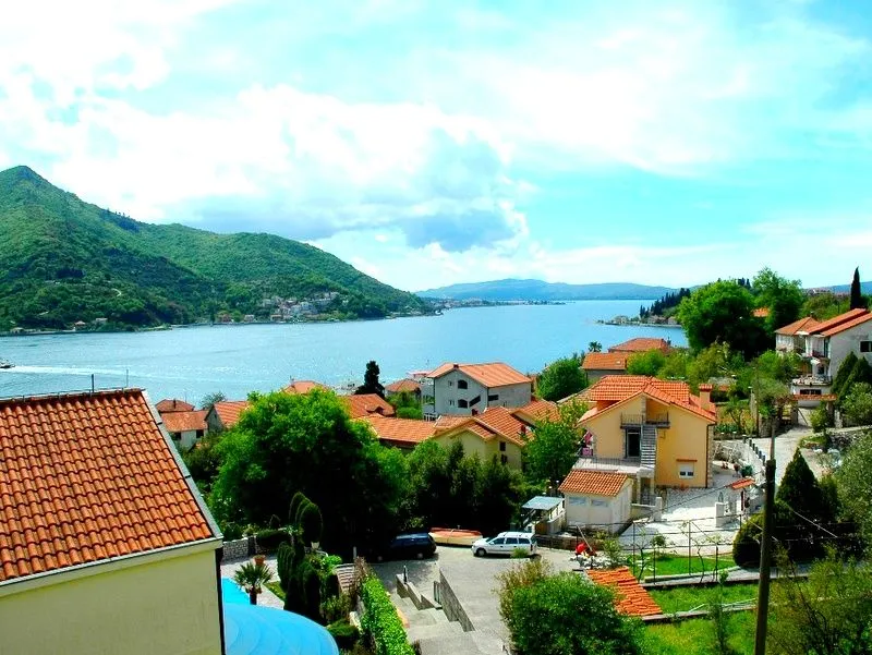 Prodaja, stan, 130m², Kamenari, Herceg Novi