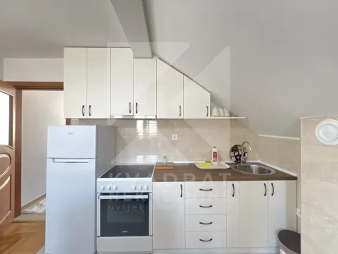 Rent, one bedroom apartment, 42m², Zelenika, Podgorica - image 4