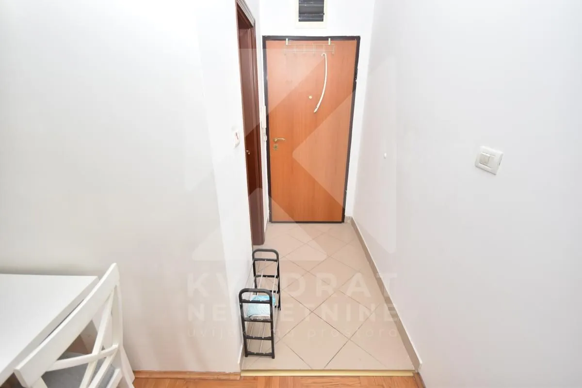 Rent, one bedroom apartment, 38m², 1 maj, Podgorica