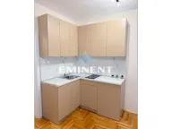 Izdavanje, stan, 35m², Palilula Sve Podlokacije, Beograd - image 6