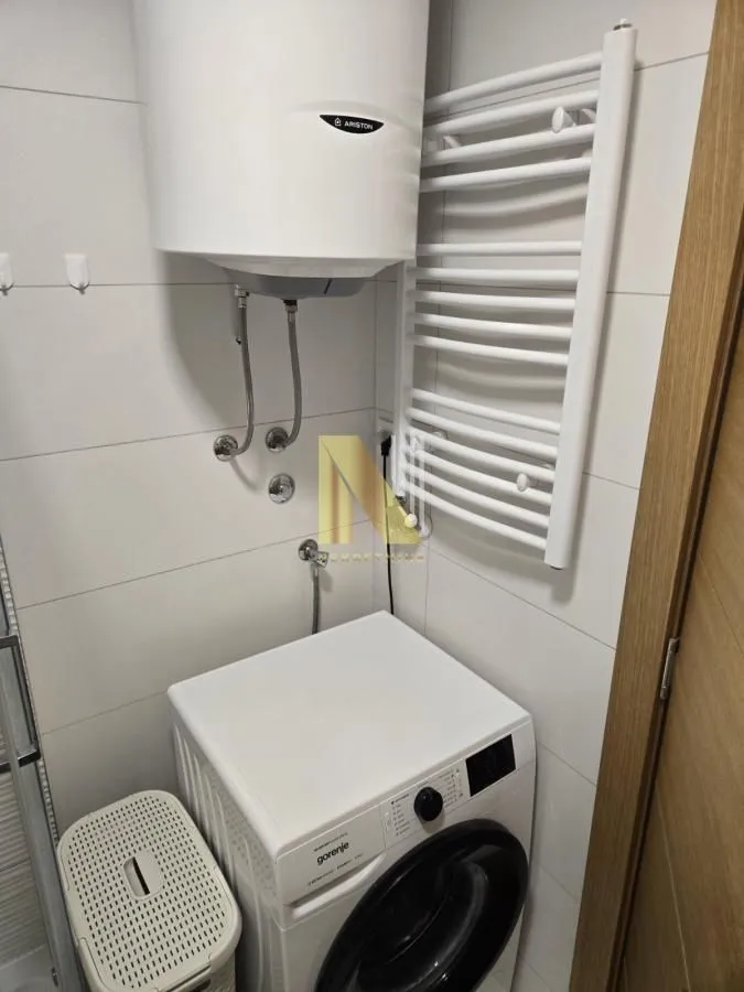 Izdavanje, dvosoban stan, 40m², Socijalno, Novi Sad Sve Podlokacije