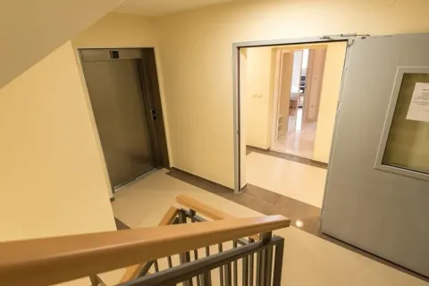 Izdavanje, dvosoban stan, 45m², Zagorič, Podgorica - image 21