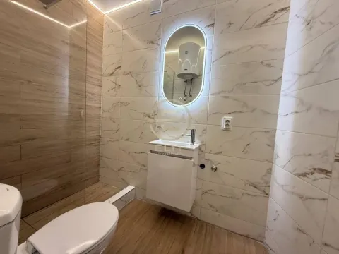 Prodaja, garsonjera, 21m², Centar, Novi Sad - image 13