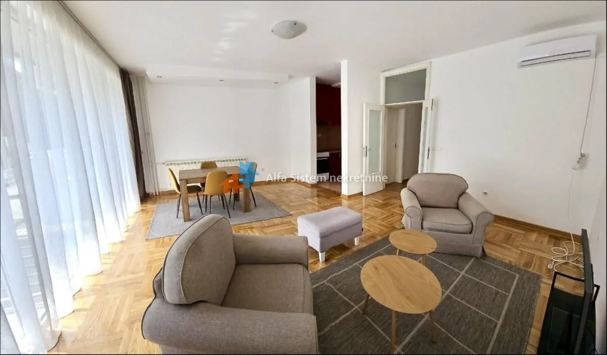 Izdavanje, trosoban stan, 76m², Vračar Sve Podlokacije, Beograd