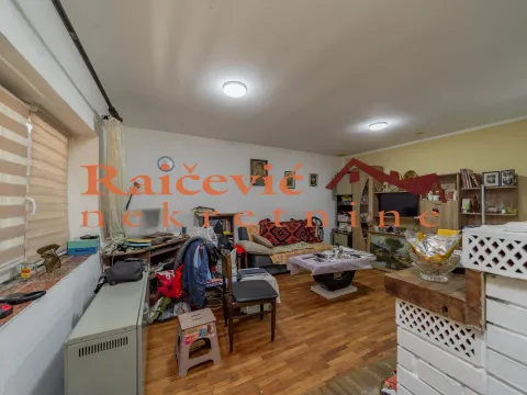 Prodaja, kuća, 196m², Arnajevo, Barajevo - image 9