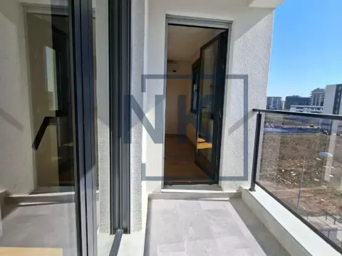 Sale, one bedroom apartment, 57m², Tološi, Podgorica - image 9