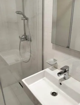 Izdavanje, dvosoban stan, 70m², Master Kvart, Podgorica - image 4