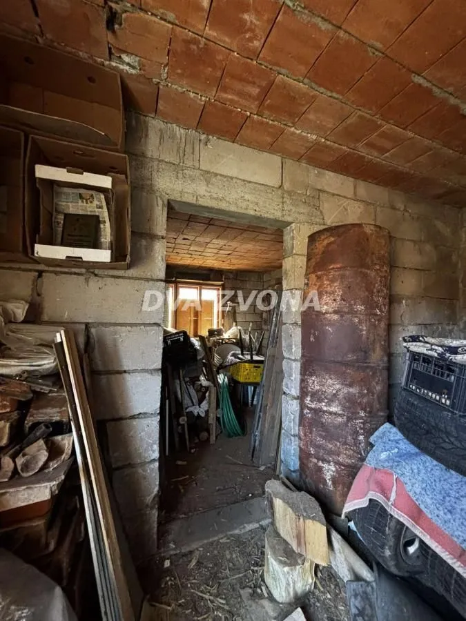 Prodaja, kuća, 173m², Čortanovci, Inđija