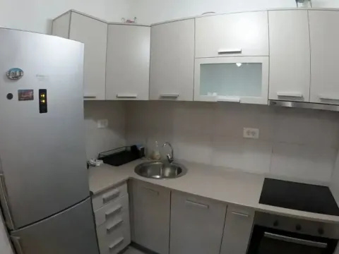 Rent, one bedroom apartment, 43m², City Kej, Podgorica - image 7