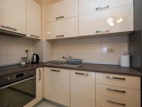 Prodaja, jednosoban stan, 47m², City Kvart, Podgorica - image 7